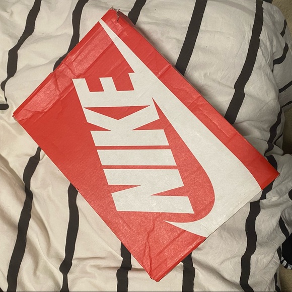 Nike Dunk High - Picture 4 of 5